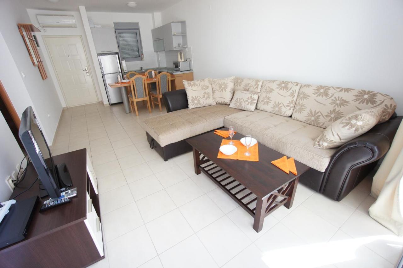 Petrovac Bay Apartments ภายนอก รูปภาพ