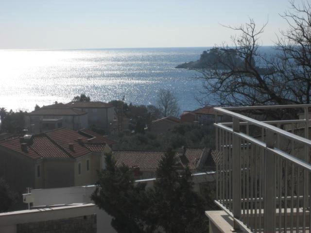 Petrovac Bay Apartments ภายนอก รูปภาพ